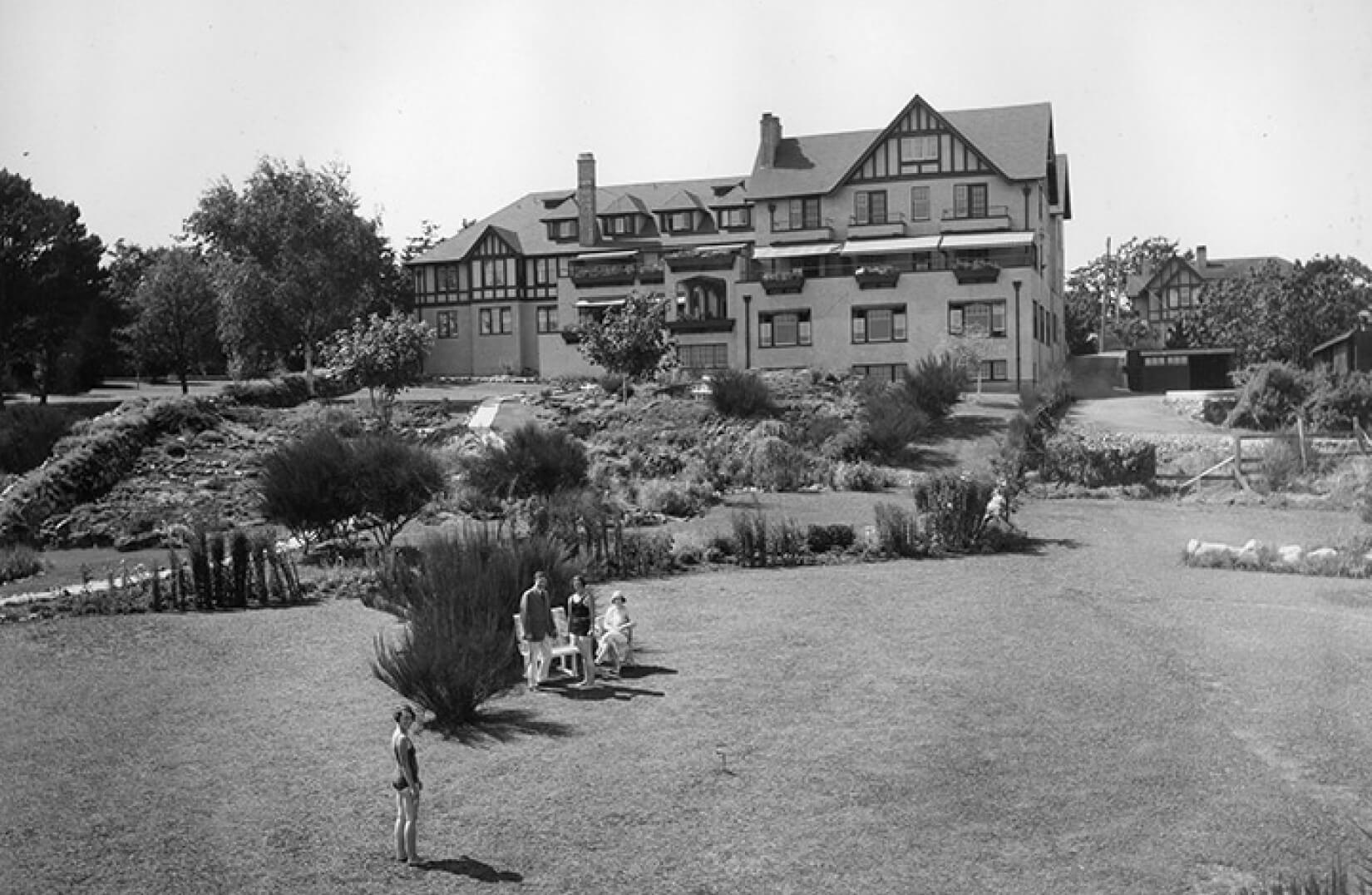 a historic photograph of the oak bay beach hotel originally